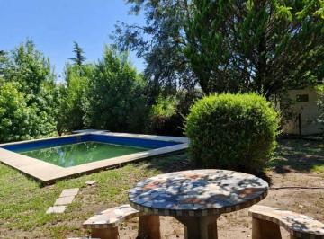 Casa · 2000m² · 3 Ambientes · 3 Cocheras · Venta Cabañas Los 40