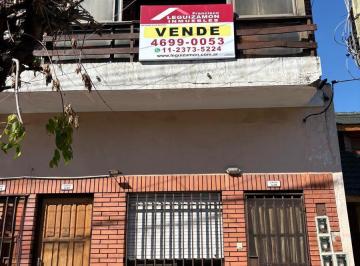 Departamento · 34m² · 2 Ambientes · Departamento 2 Ambientes y Medio en Venta – Lomas del Mirador – Al Frente – Muy Buen Estado