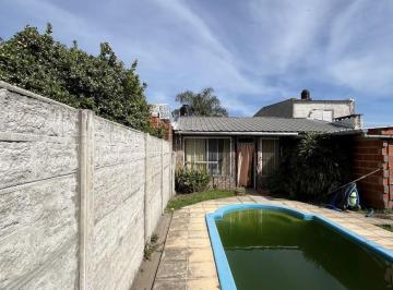 Casa en Venta de 3 ambientes · Casa de 2 Dorm. en Venta en Capitan Bermudez