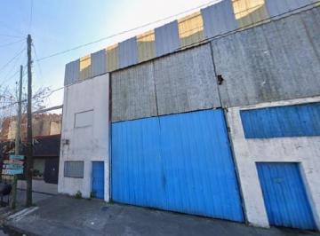 Depósito · 389m² · 4 Ambientes · Depósito en Bernal