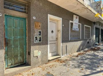 PH · 57m² · 3 Ambientes · PH 3 Ambientes a Refaccionar en Floresta