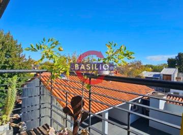 Departamento · 53m² · 2 Ambientes · 1 Cochera · Venta | Departamento 2 Ambientes en Dos Plantas con Espacio Para Auto, Pileta y Parrilla en Olivos