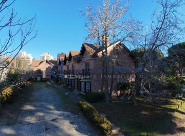 DEI-DEI-2082_2 · Duplex 3 Dorm. en Venta en Pinamar Zona Duplex