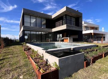 Casa · 292m² · 5 Ambientes · 4 Cocheras · Casa en Venta en Los Puentes, Nordelta, Tigre