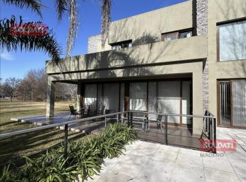 Casa · 395m² · 6 Ambientes · 4 Cocheras · Casa Venta Abril Club de Campo 4 Dorm. Piscina