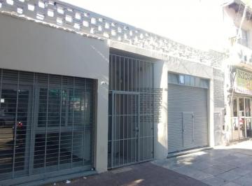 Local comercial · 25m² · Excelente Local - Ideal Kiosco - Frente Al Htal. Santojanni
