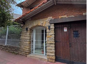 Casa · 73m² · 4 Ambientes · Alquiler Uso Profesional Casa 4 Ambientes Chauvin