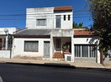 Casa de 9 ambientes, Victoria · Importante Casa en Venta