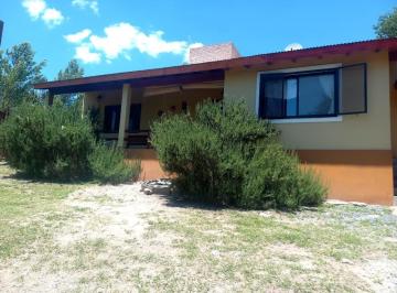 Casa · 367m² · 1 Dormitorio · 1 Cochera · Venta de Hermosa Casa en Villa Giardino