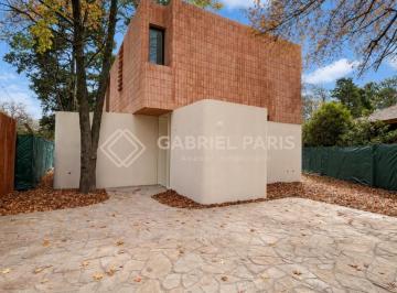 GPA-GPA-4379_2 · Casa 5 Ambientes. | Julian Balbin 3350