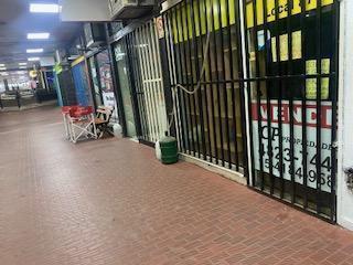 Local comercial · 32m² · Local en Av Cabildo 2000