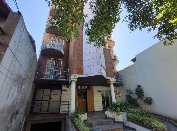 Departamento · 45m² · 3 Ambientes · 1 Cochera