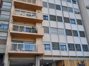 Departamento de 4 ambientes, Bahía Blanca · Departamento de 150 m² con 3 Dorm. en Venta en Centro