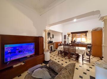 Casa · 85m² · 3 Ambientes · Casa en Lisandro de La Torre