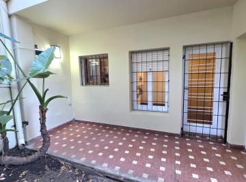 PH · 132m² · 5 Ambientes · PH de Categoria en Lomas de Zamora