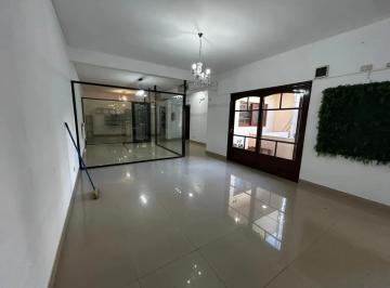 Oficina comercial · 120m² · 3 Ambientes · Oficina en Alquiler - 3 Baños - Caballito