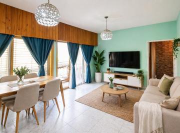 Casa · 148m² · 3 Ambientes · 1 Cochera · Venta Casa Más Galpón en Lote Propio de 9,57x18,30 en Lopez y Planes 4900