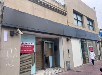 Local comercial de 1 ambiente, Tigre · Amplio Local Sobre El Centro Comercial