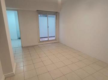 Departamento de 2 ambientes, San Nicolás · Dos Amb. C/ Patio de 43 m² Totales en San Nicolás