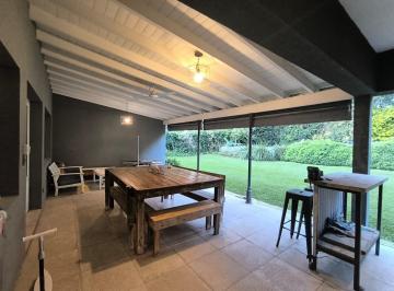 Casa · 200m² · 5 Ambientes · 2 Cocheras · Casa en San Matias