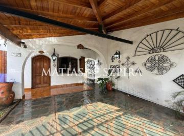 Casa · 110m² · 4 Ambientes · 1 Cochera · Casa 4 Ambientes Ituzaingo Oportunidad