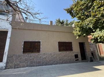 DES-DES-311_2 · Departamento Tipo Casa Al Frente