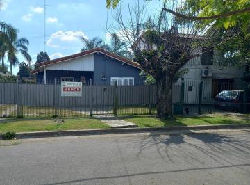 Casa · 258m² · 8 Ambientes · Casa Chalet en Venta en Barrio Uno, Ezeiza, G. B. a. Zona Sur