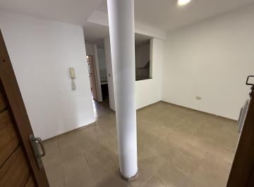 Departamento · 56m² · 2 Ambientes · 1 Cochera · Departamento en Alquiler 1 Dorm + Escritorio, Patio y Cochera