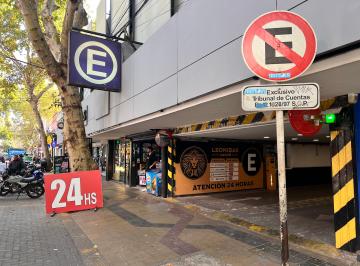 Garage de 1 ambiente, Ciudad de Mendoza · Particular Vende Cochera — Microcentro, de Mendoza a Solo 150 m del Km "0" |