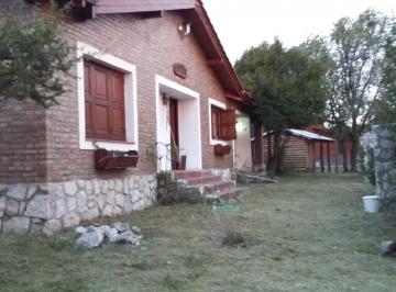 Casa de 4 ambientes, Villa Giardino · Excelente Casa en Villa Giardino