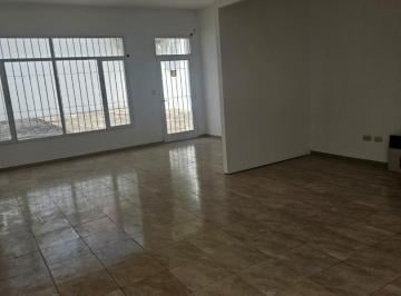 Oficina comercial · 107m² · 5 Ambientes · Oficinas en Alquiler Excelente Zona - Sin Expensas