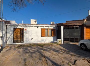 Casa de 5 ambientes, Godoy Cruz · Dinámica Casa en El B° Judicial (Villa Hipódromo, Godoy Cruz - Mendoza).