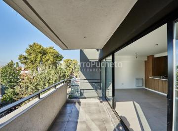 Departamento · 86m² · 3 Ambientes · 1 Cochera · Venta Departamento de 3 Ambientes de Categoría con Balcón Aterrazado y Cochera en Haedo.