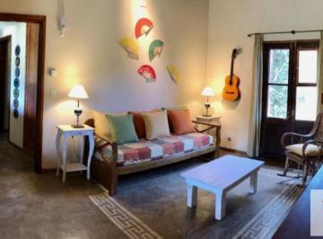 Campo · 670m² · 5 Ambientes · 3 Cocheras · Chacra en Venta - 4 Dorm. 4 Baños - Cochera - 25.000 m² - Córdoba
