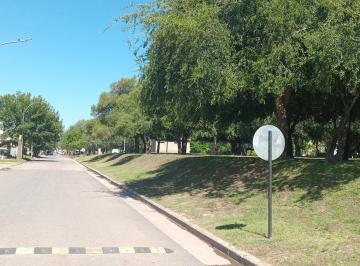 Casa · 108m² · 5 Ambientes · 1 Cochera · Casa en Villa Rivera Indarte