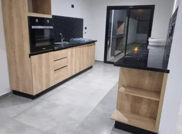 PH · 80m² · 4 Ambientes · 1 Cochera · Venta Duplex 2 Dorm. - Barrio Norte