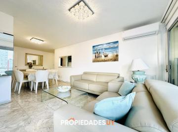 Foto1 · Venta de Apartamento en Península de Punta del Este con 3 Dorm. y 2 Baños Reciclado