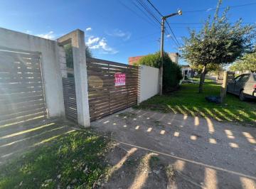 Casa de 2 ambientes, Miramar · Venta Casa Todos Los Santos 324 Miramar Parquemar