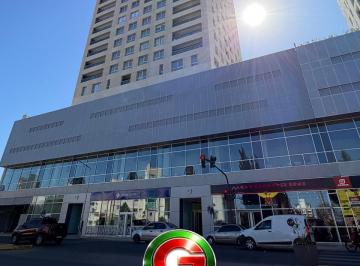 Oficina comercial · 950m² · 8 Cocheras · Oficinas en Alquiler en Torre Trade
