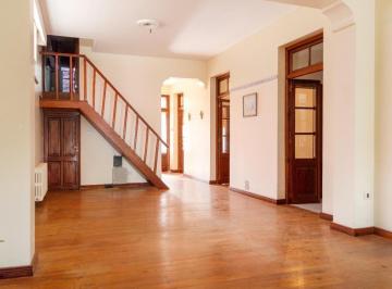 Casa · 50m² · 4 Ambientes · Casa en Venta - 3 Dorm. 1 Baño - Chivilcoy