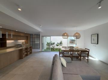 Casa · 144m² · 3 Dormitorios · Venta Casa de Pasillo Unica 3 Dorm. Av Pellegrini 2700 Barrio Lourdes
