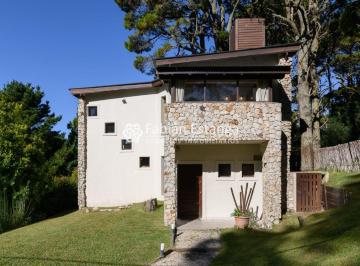 Casa de 3 ambientes, Mar de las Pampas · Casa de 3 Ambientes a La Venta - Las Violetas - en Mar de Las Pampas.