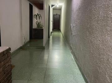 Entrada edificio · Dueño Directo Depto 2 Ambientes Reformado