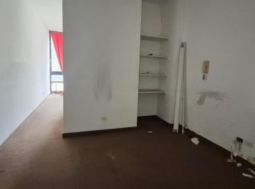 Consultorio · 47m² · 2 Ambientes · Departamento 2 Ambientes en Galeria Jardin Apto Profesional