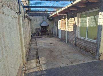 Casa · 100m² · 5 Ambientes · 1 Cochera · Casa en Venta El Sauce, Barrio Constitución, Guaymallen