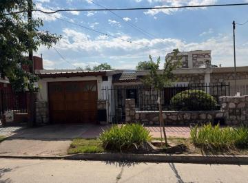 Casa de 4 ambientes, La Falda · Casa B° Villa Dominador - La Falda