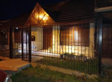Casa · 200m² · 4 Ambientes · 3 Cocheras · Casa en Venta - 3 Dorm. 4 Baños - Cochera - 225 m² - Mar del Plata