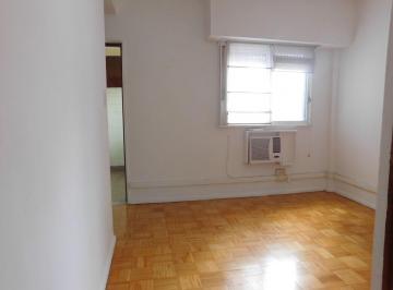Departamento de 1 ambiente, Centro / Microcentro · Esmeralda y Av Cordoba Ambiente Dividido Apto Profesional