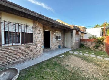 Casa · 130m² · 3 Ambientes · Venta Casa 3 Ambientes Lote de 380 m² – Ituzaingo