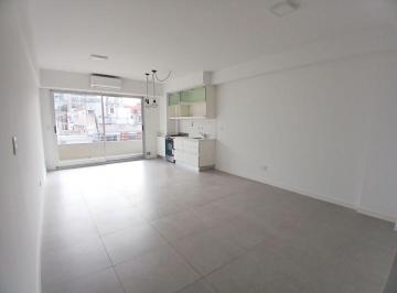 Departamento de 1 ambiente, Belgrano · Excelente Monoambiente Al Frente - Apto Airbnb - Apto Profesional - Edificio con Piscina Climatizada